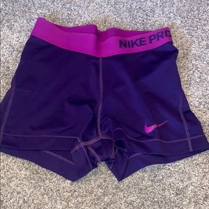 Women’s Nike pro spandex